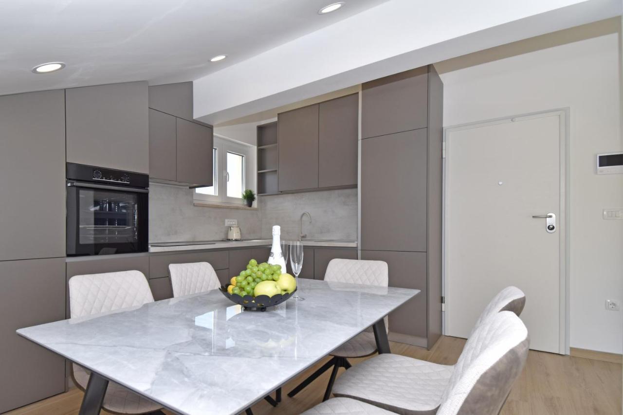 Luxury Apartments Luna Tučepi Zewnętrze zdjęcie